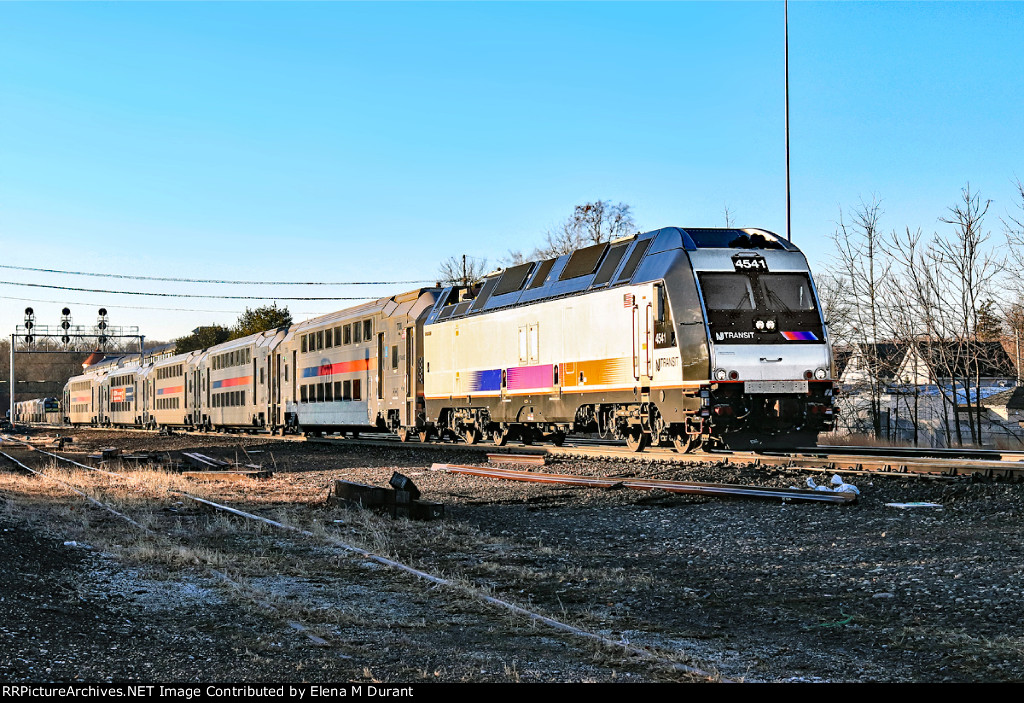 NJT 4541 on train 1245